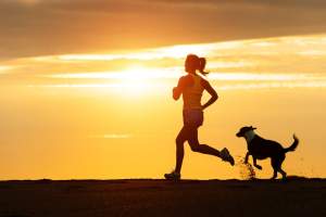 Cómo practicar deporte con tu mascota